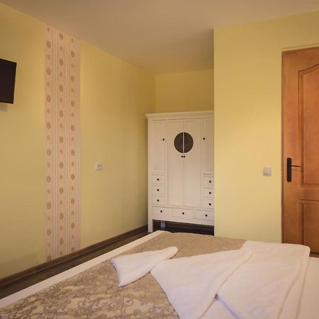 ホテル Casa Sasului バズナ エクステリア 写真